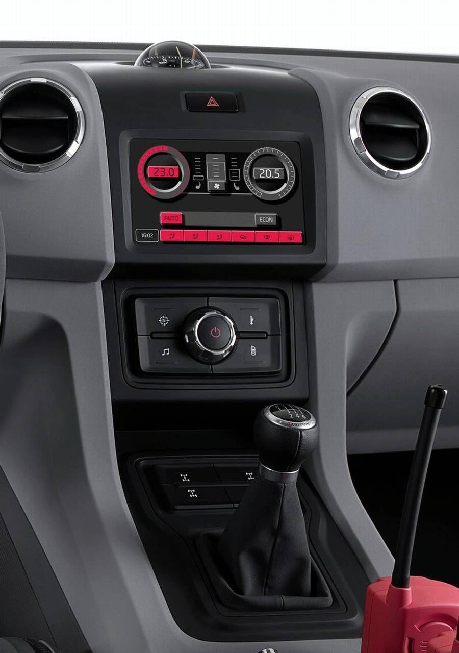  Volkswagen Pickup Concept 2008 года  (фото 8 из 18)